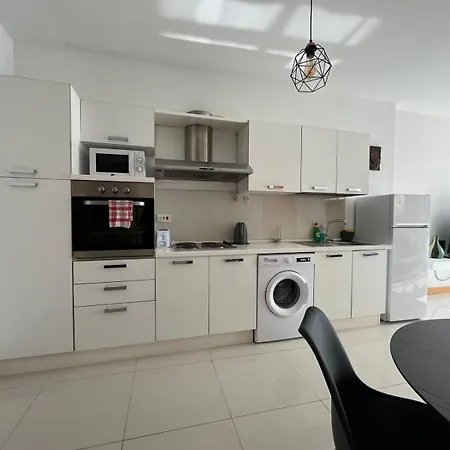 Beautiful Penthouse * סליאמה